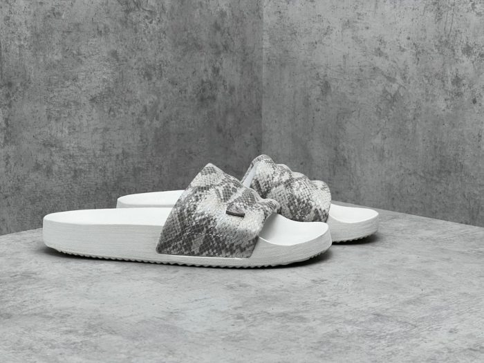 Šľapky ZDA Light Grey – Obrázok 3